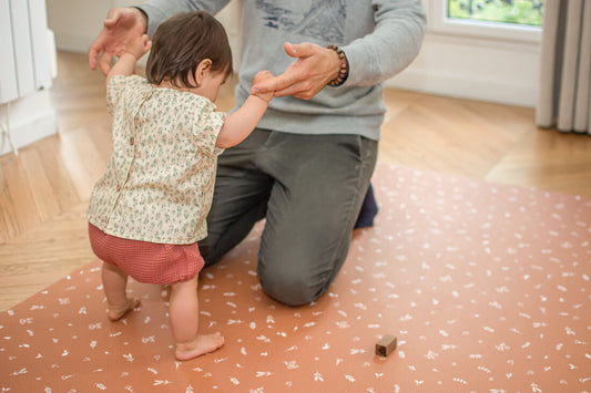 Le guide ultime pour choisir le meilleur tapis de motricité pour votre bébé